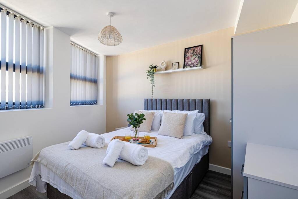 Entire 1 Bed Apt In The Centre Of Stockport Exteriör bild